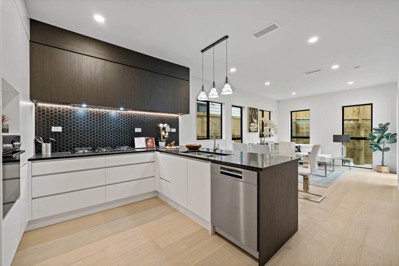 56B Strong Street, Saint Johns, Auckland - Carousel 2