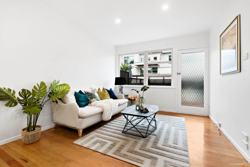 5/14 Waterloo Road, Milford, Auckland - Carousel 2