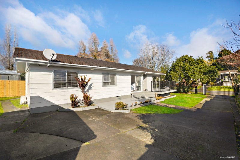 55 Moncrieff Avenue, Clendon Park, Auckland - Carousel 2