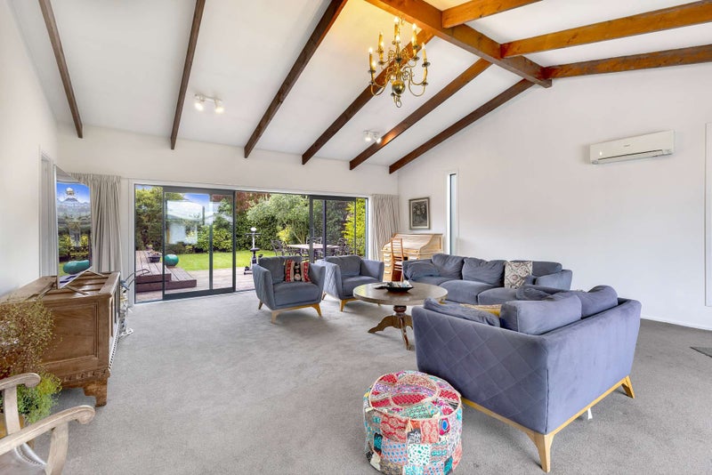 4A Wingate Street, Redwood, Christchurch - Carousel 1