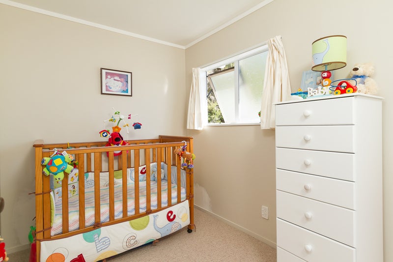 35 Kairanga Crescent, Wainuiomata, Lower Hutt - Carousel 2