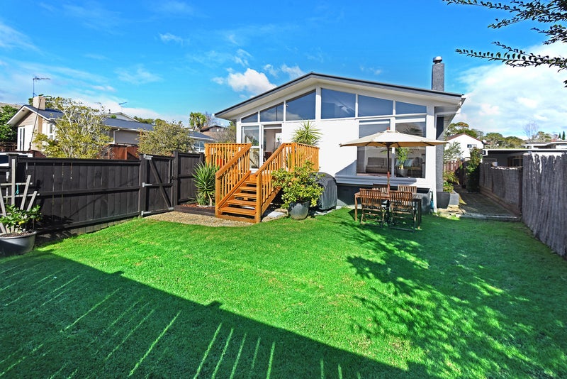1/49 Larne Avenue, Pakuranga Heights, Auckland - Carousel 2