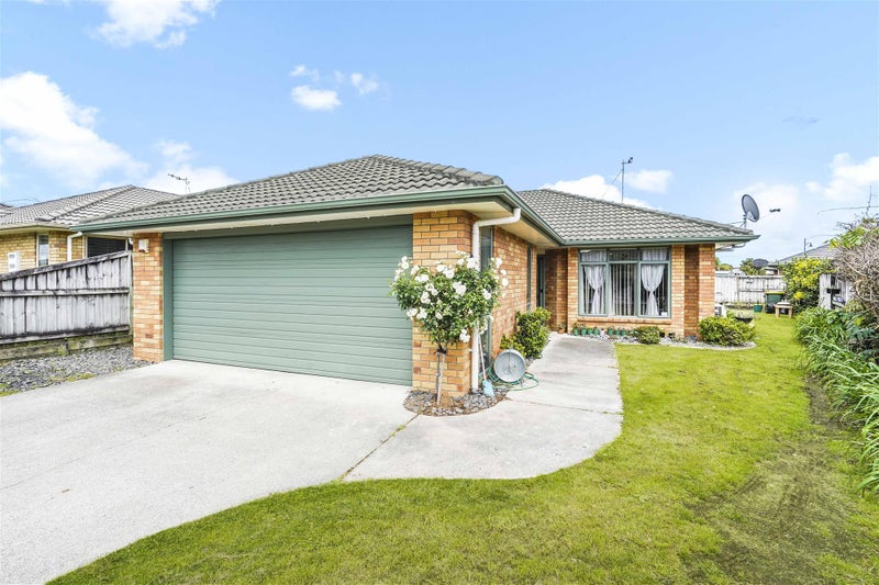 5 Locksley Lane, Hamilton East, Hamilton - Carousel 1