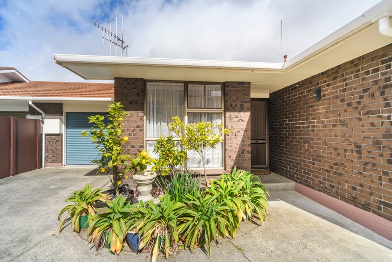 26 Erin Street, Hokowhitu, Palmerston North - Carousel 2