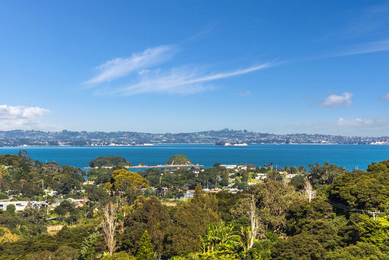 72 Crescent Road West, Ostend, Waiheke Island - Carousel 1