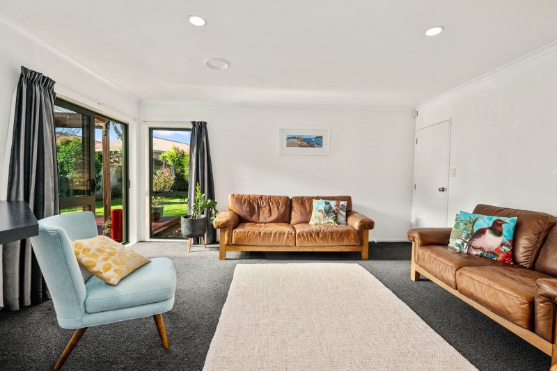 35 Warwick Drive, Lynmore, Rotorua - Carousel 2