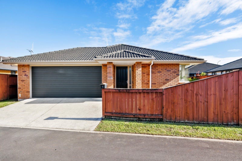5 Parkside Drive, Huntington, Hamilton - Carousel 2