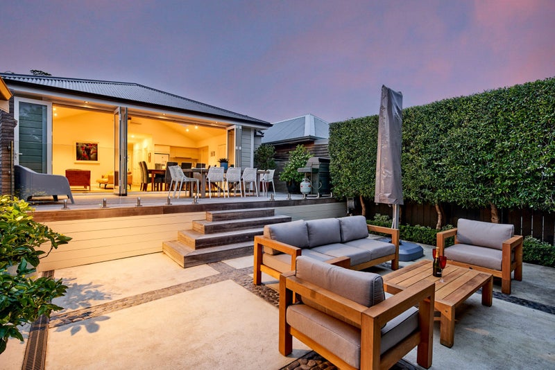 19 Ferry Street, Seatoun, Wellington - Carousel 2