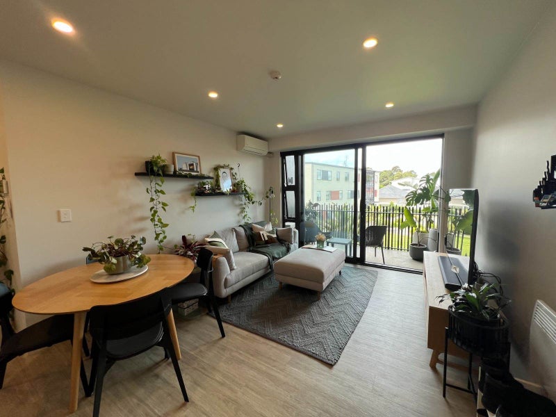 101/7C Hinaki Street, Point England, Auckland - Carousel 2