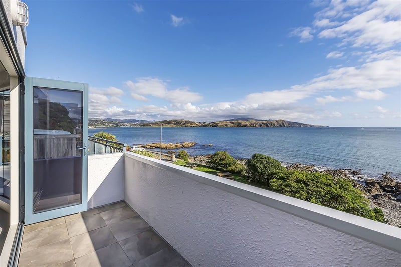 30 Moana Road, Plimmerton, Porirua - Carousel 2