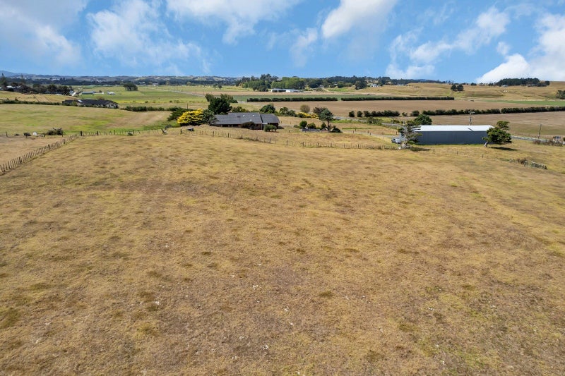 72 Baylys Coast Road, Dargaville - Carousel 22