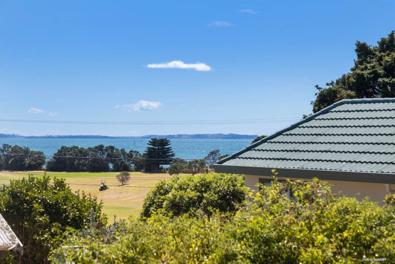 3/20 Westwell Road, Belmont, Auckland - Carousel 2