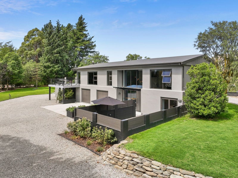289 Riverbank Road, Wanaka - Carousel 2