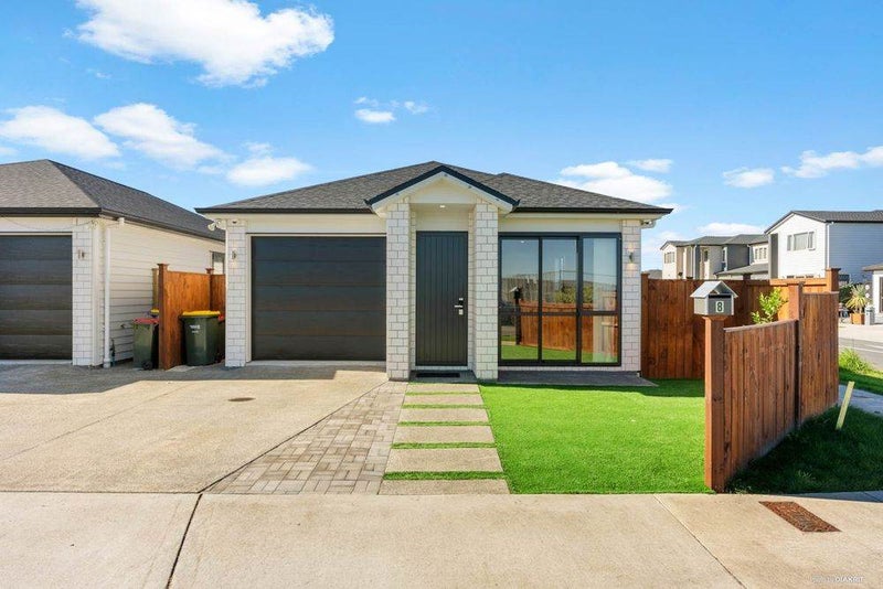 8 Opoka street, Takanini, Auckland - Carousel 1