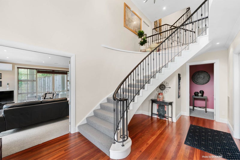 5 Clutha Avenue, Khandallah, Wellington - Carousel 2