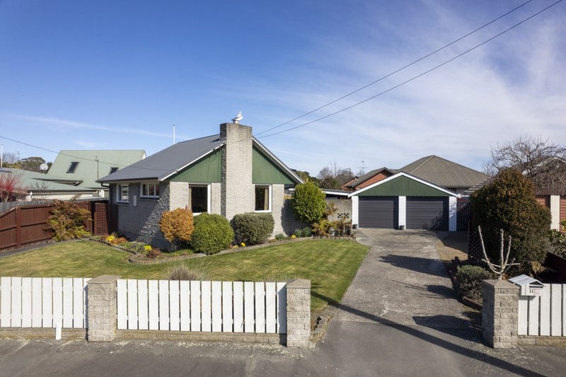 11 Dymock Place, Bishopdale, Christchurch - Carousel 1