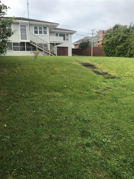 76 Pupuke Road, Hillcrest, Auckland - Carousel 11