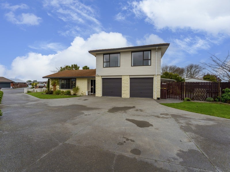 14 Tivoli Place, Bishopdale, Christchurch - Carousel 1