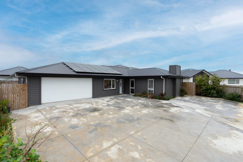 65 Johnstone Drive, Fitzherbert, Palmerston North - Carousel 2