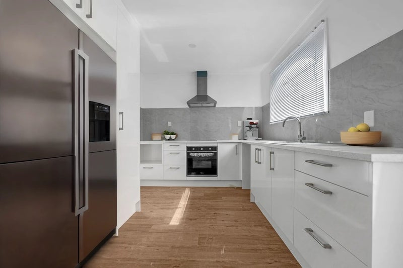 14 Ellen Street, Manurewa East, Auckland - Carousel 2