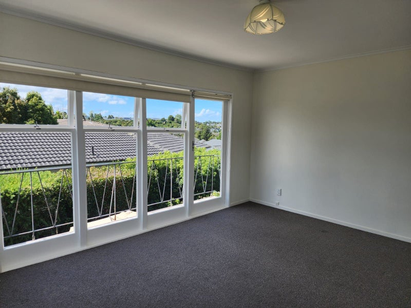 3/17 Cruickshank Crescent, Meadowbank, Auckland - Carousel 2