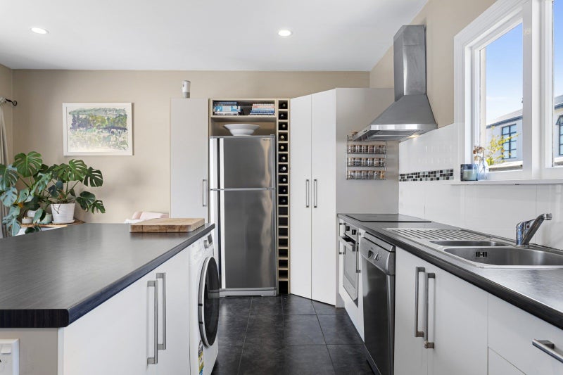 11 Burke Street, Addington, Christchurch - Carousel 2