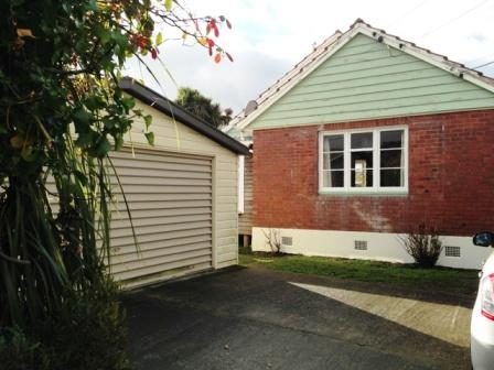 14 Wilsons Road South, Saint Martins, Christchurch - Carousel 1