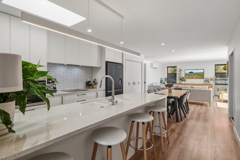 7 Maara Close, Papamoa Beach, Papamoa - Carousel 2