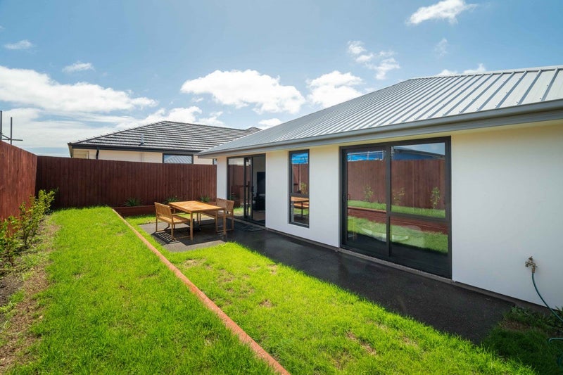 17 Llew Summers Street, Belfast, Christchurch - Carousel 11