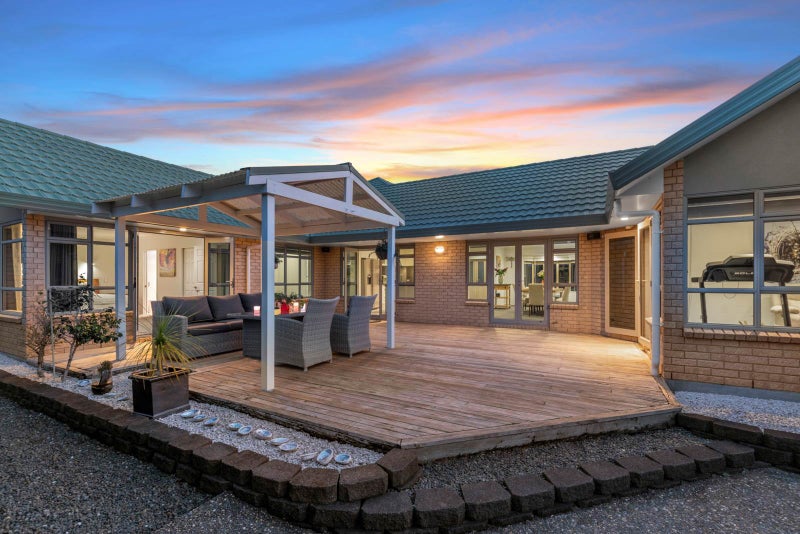 41 Kinleith Way, Albany, Auckland - Carousel 1