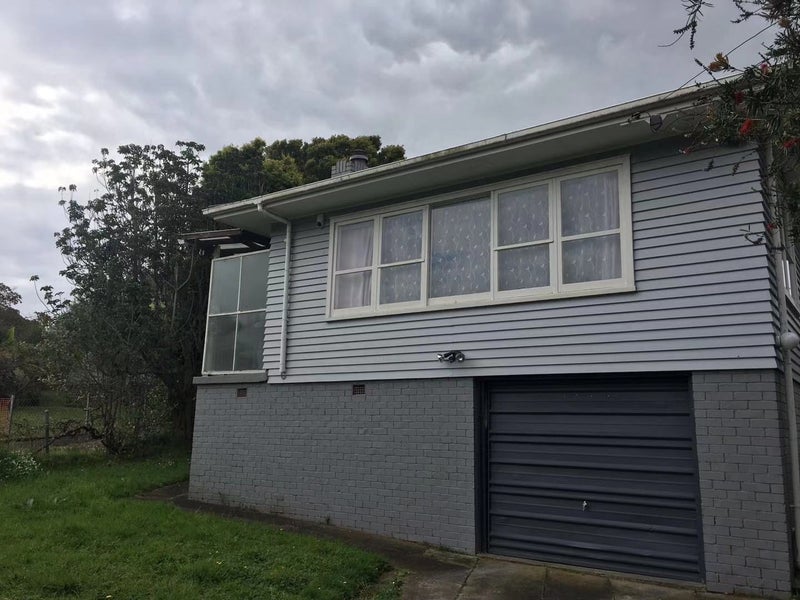8 Dickey Street, New Windsor, Auckland - Carousel 1