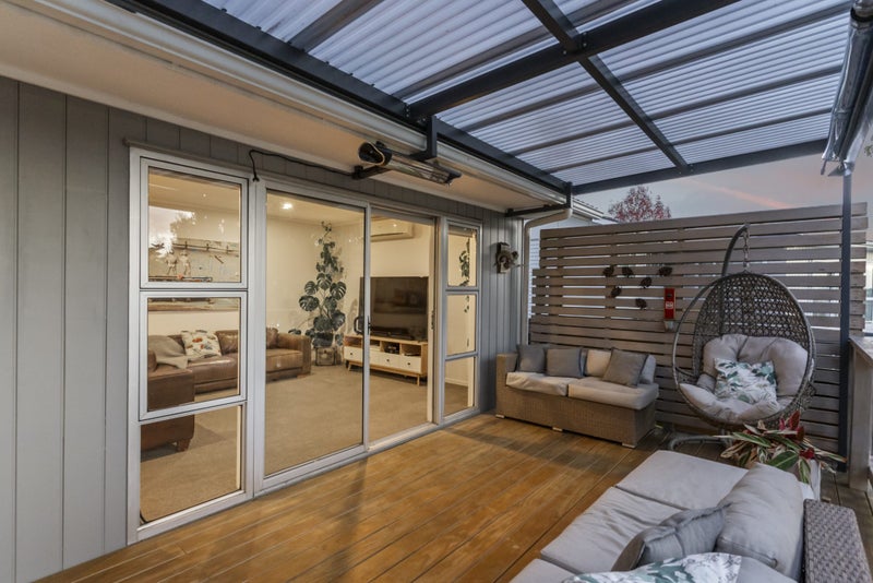 29 Malvina Place, Bucklands Beach, Auckland - Carousel 2