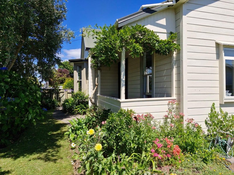 192 Carrington Street, Lower Vogeltown, New Plymouth - Carousel 2