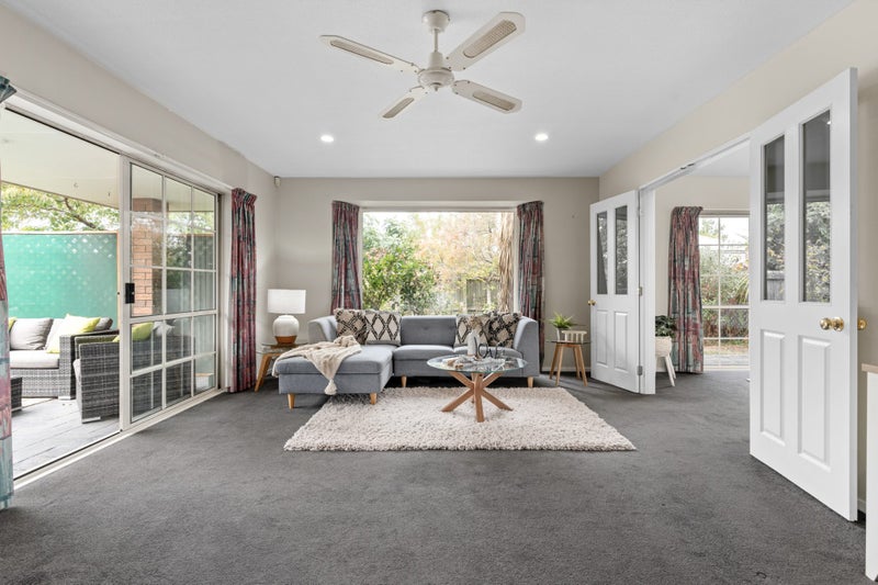 11 Fieldmoor Place, Parklands, Christchurch - Carousel 2