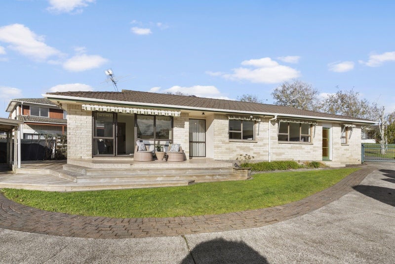 10 Ashdown Place, Pahurehure, Papakura - Carousel 1