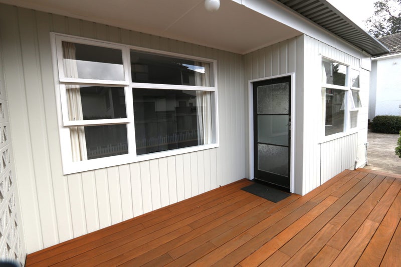 2/21 Raurenga Avenue, Royal Oak, Auckland - Carousel 1