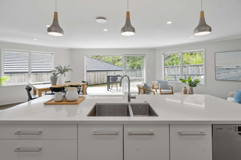 23 Pakanga Grove, Pyes Pa, Tauranga - Carousel 2