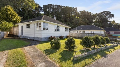 48 Glenpark Avenue, Frankleigh Park, New Plymouth - Carousel 1