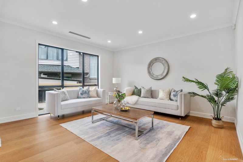 9 May Potter Close, Oteha, Auckland - Carousel 2