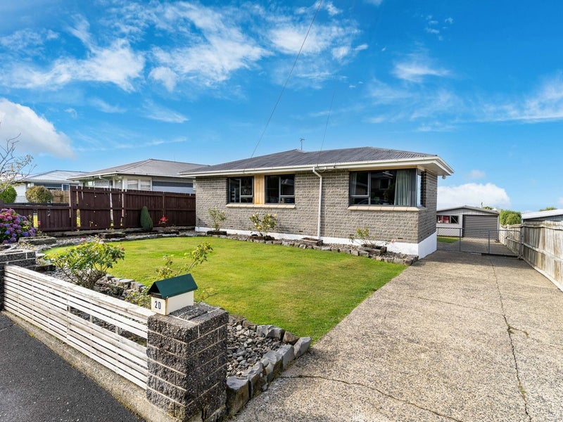 20 Stephen Street, Halfway Bush, Dunedin - Carousel 1