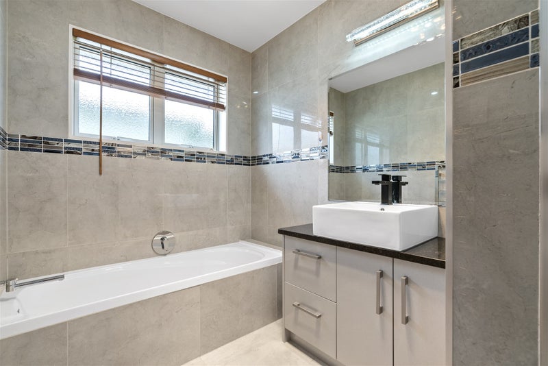 11 Matata Drive, Takanini, Auckland - Carousel 11