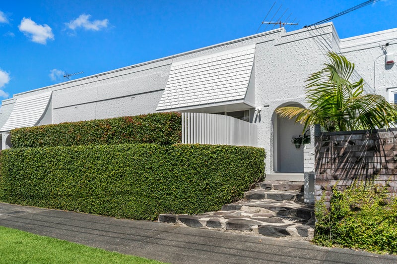 3/15 Tagalad Road, Mission Bay, Auckland - Carousel 1