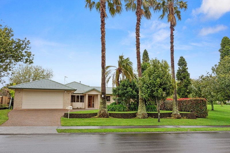 19 Castlewold Drive, Bethlehem, Tauranga - Carousel 1