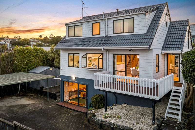 38A Waiohua Road, Greenlane, Auckland - Carousel 1
