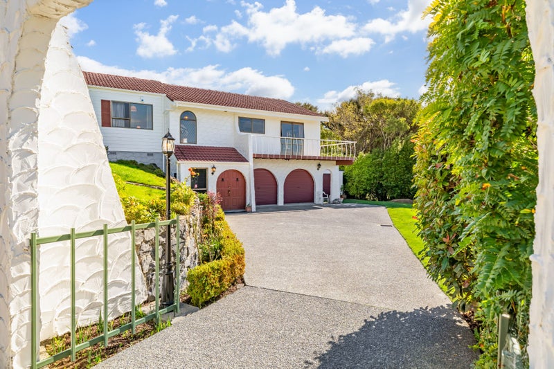 1C Gloucester Street, Silverstream, Upper Hutt - Carousel 2