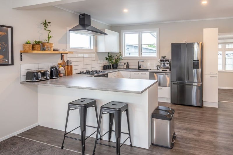 15 Cleland Street, Belfast, Christchurch - Carousel 1