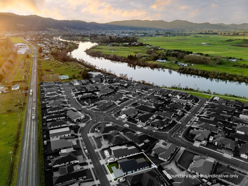 8 Rangawhenua Street, Hamilton - Carousel 2