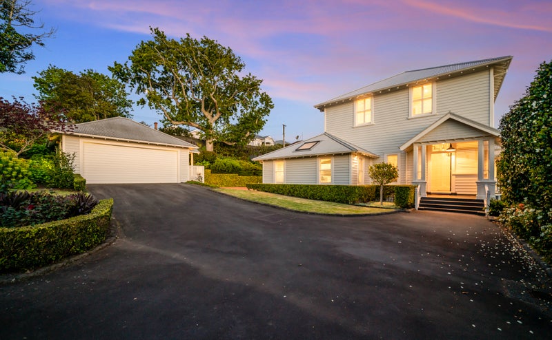 2 Rotomahana Terrace, Remuera, Auckland - Carousel 1