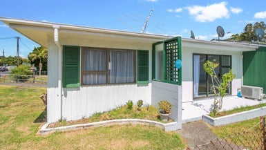 1/81 White Swan Road, Mount Roskill, Auckland - Carousel 1
