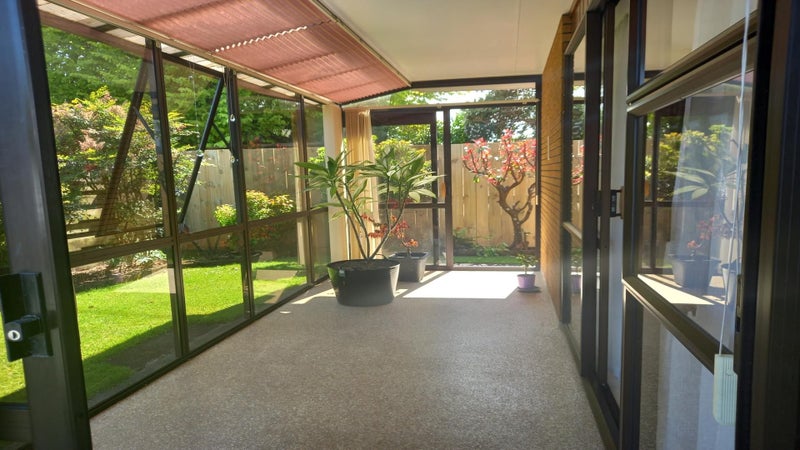 3/33 Wallath Road, Westown, New Plymouth - Carousel 2